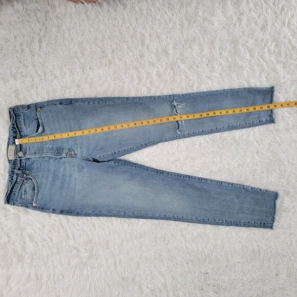 We the Free Distressed Raw Hem Skinny Light Wash Blue Jeans - Size 29 - Picture 8 of 11
